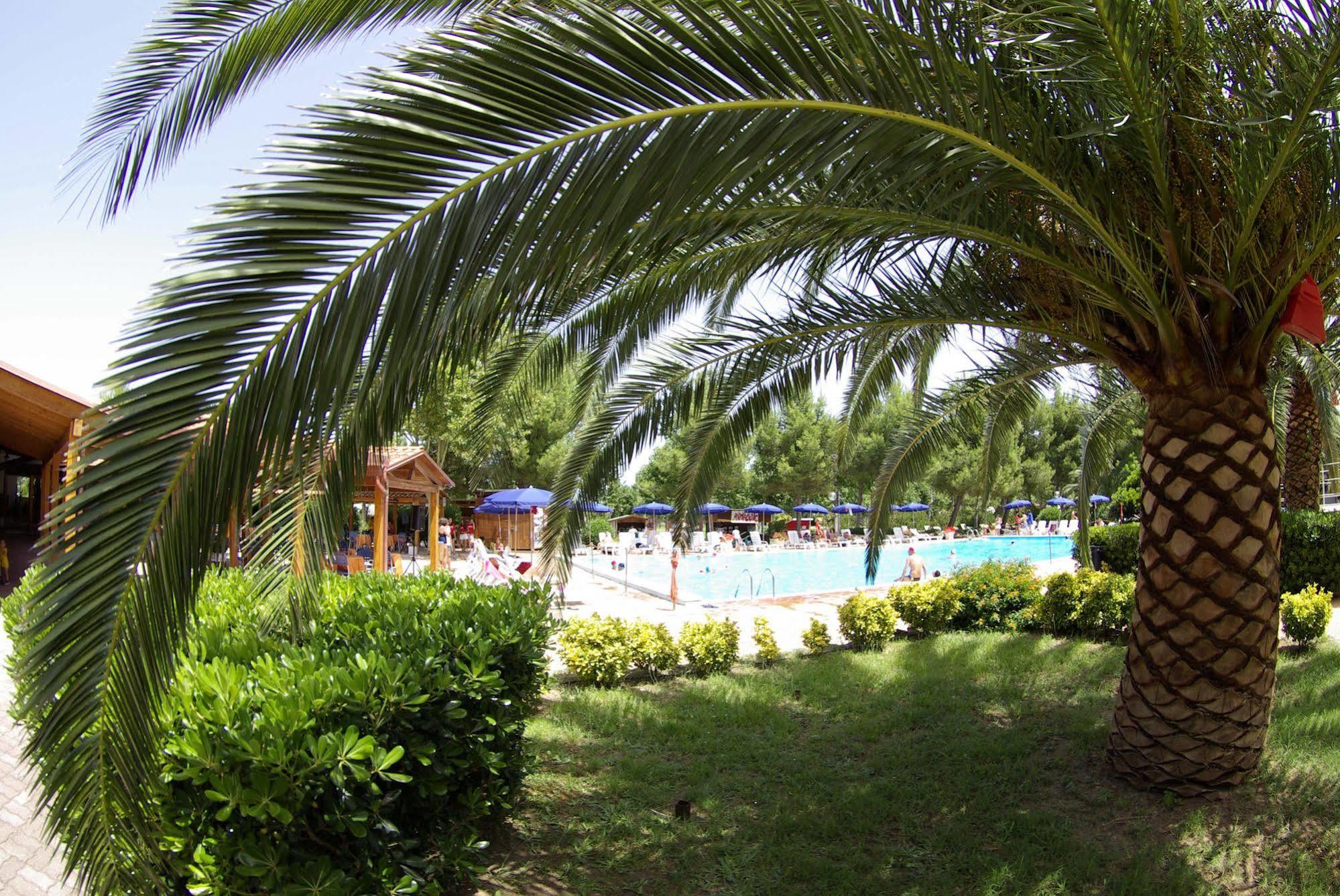 Villaggio Albatros Resort Lesina Kültér fotó